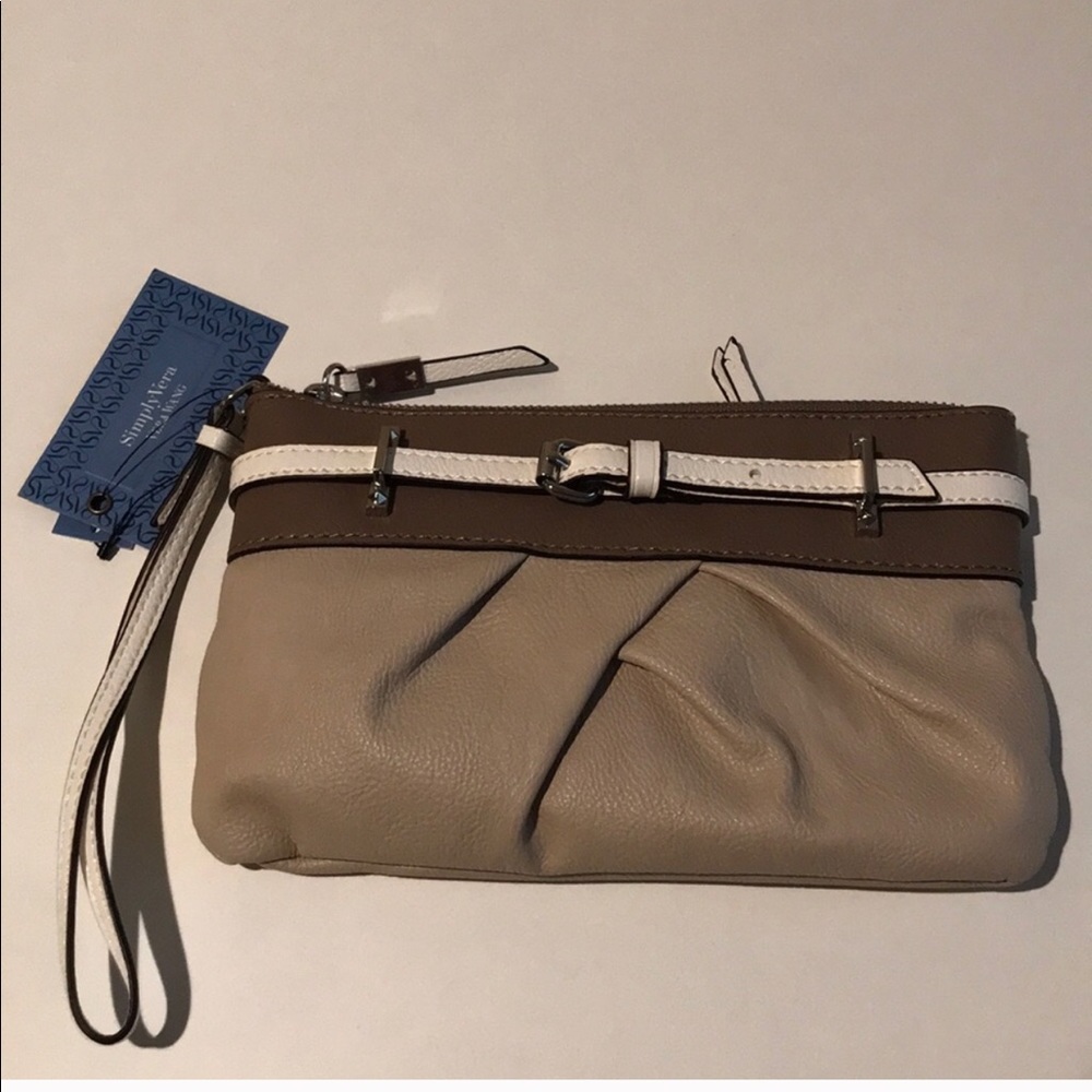 *NEW* SimplyVera Vera Wang Tan Leather Wristlet
